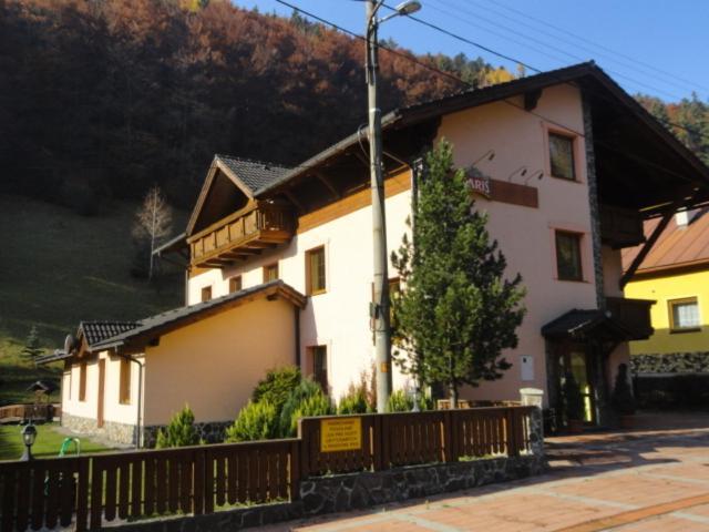 Penzion Eka Brezno Esterno foto